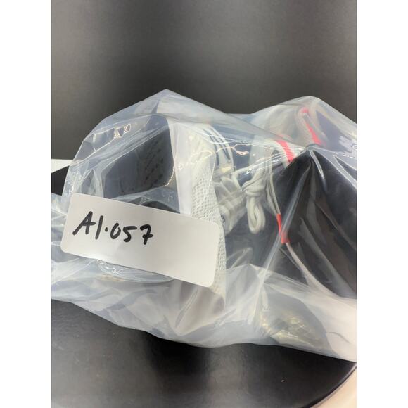 New Balance Fresh Foam Roav Womens Size 8.5 White Black Running Shoes WROAVLW - Picture 14 of 14